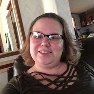 Meet your Posher, Melynda